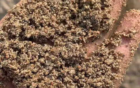 河砂
