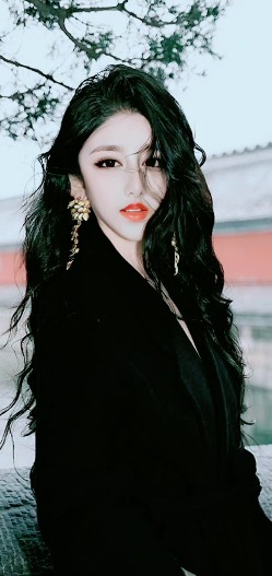 名士婷