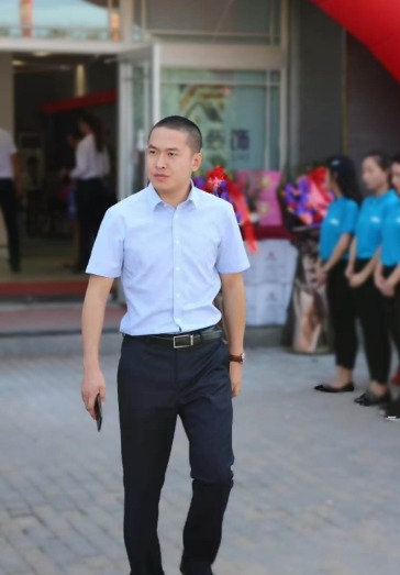 翟臣磊