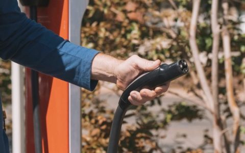 新能源汽车(移动智能储能终端)